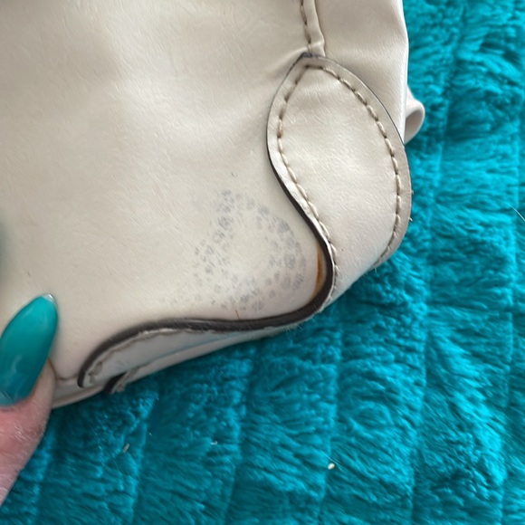 Liz Claiborne Villager purse - Picture 5 of 7